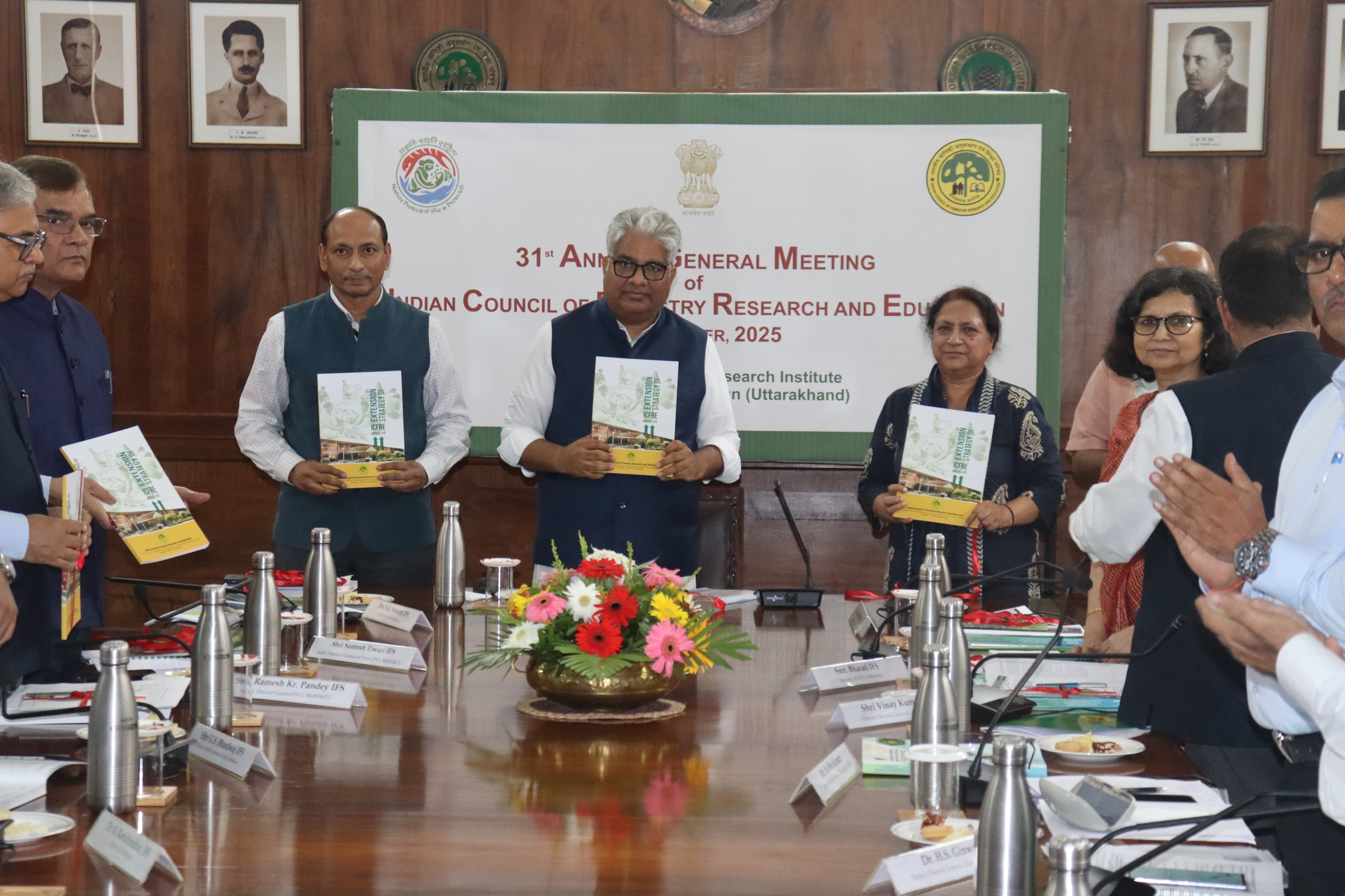 SHRI BHUPENDER YADAV,HON’BLE MINISTER OF ENVIRONMENT, FOREST AND CLIMATE CHANGE PRESIDED THE 31ST ANNUAL GENERAL MEETING OF ICFRE on 6th October 2025at ICFRE-Forest Research Institute, Dehradun.
